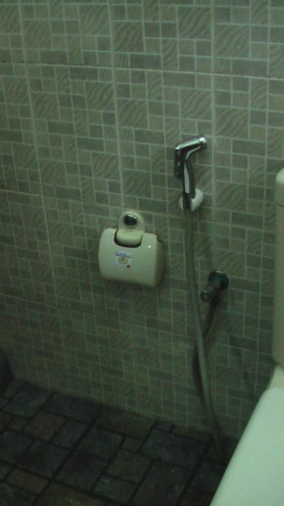 WC Papier + Wasserbürste Sakura Hana Gästehaus