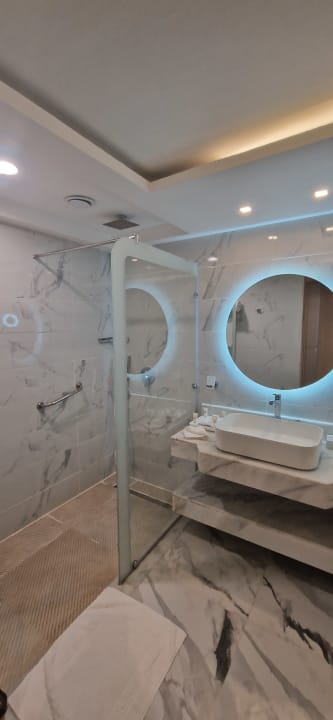 Zimmer Sirena Beach Resort & Spa