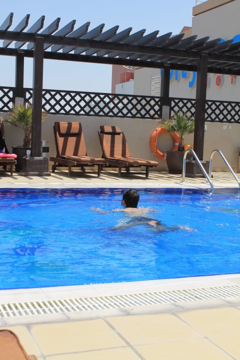 Pool Citymax Hotel Al Barsha