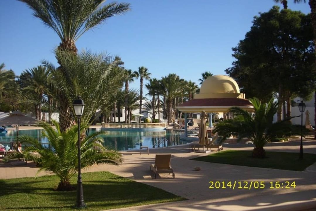 Vom Hotel zum Strand Steigenberger Marhaba Thalasso Hammamet