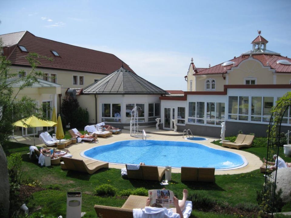 Aussenpool Bergergut - Das Genießerhotel für Paare
