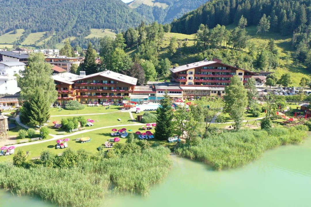 Außenansicht Hotel Bellevue am See