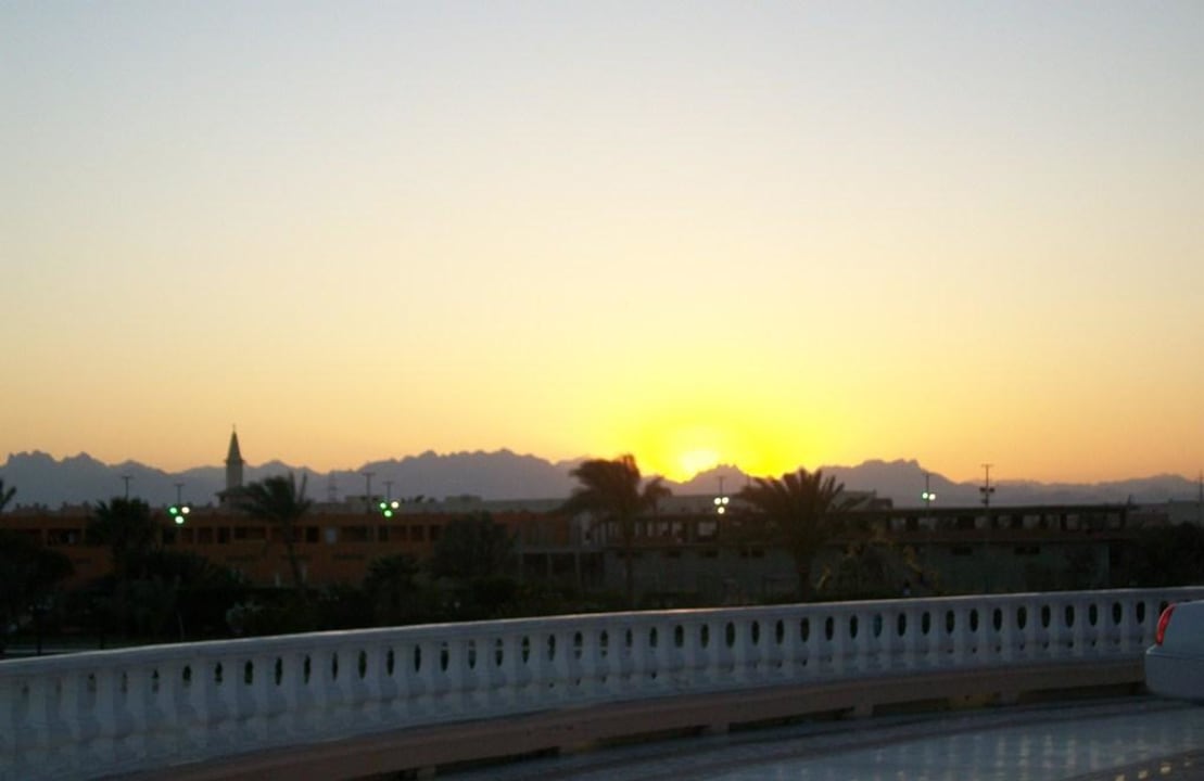 Sonnenuntergang Blend Club Aqua Resort