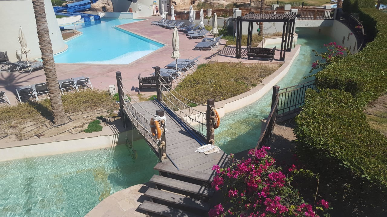 Poolside  Pickalbatros Sands Hotel - Port Ghalib