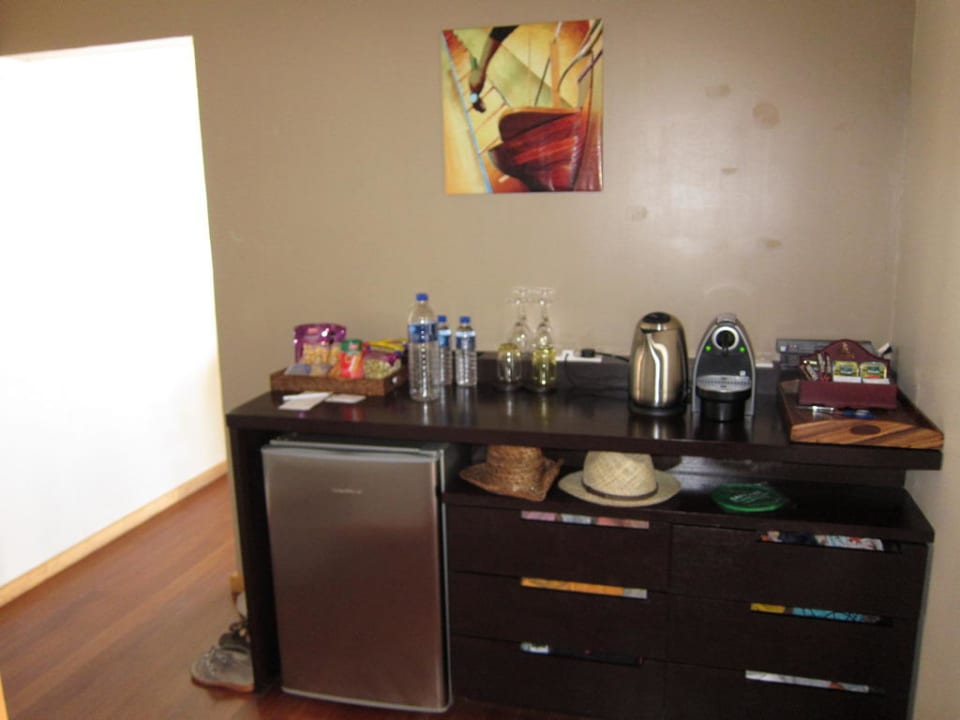 Minibar, Küchenecke Veligandu Maldives Resort Island