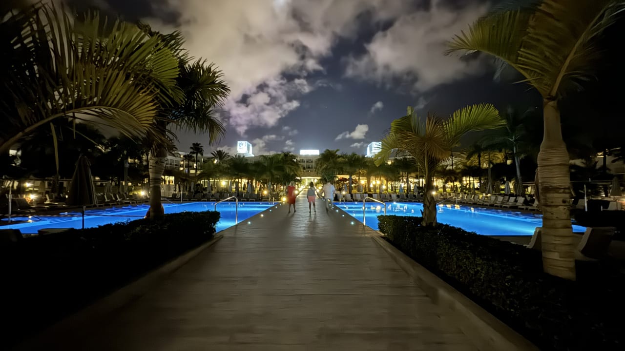 Pool Hotel Riu Palace Meloneras