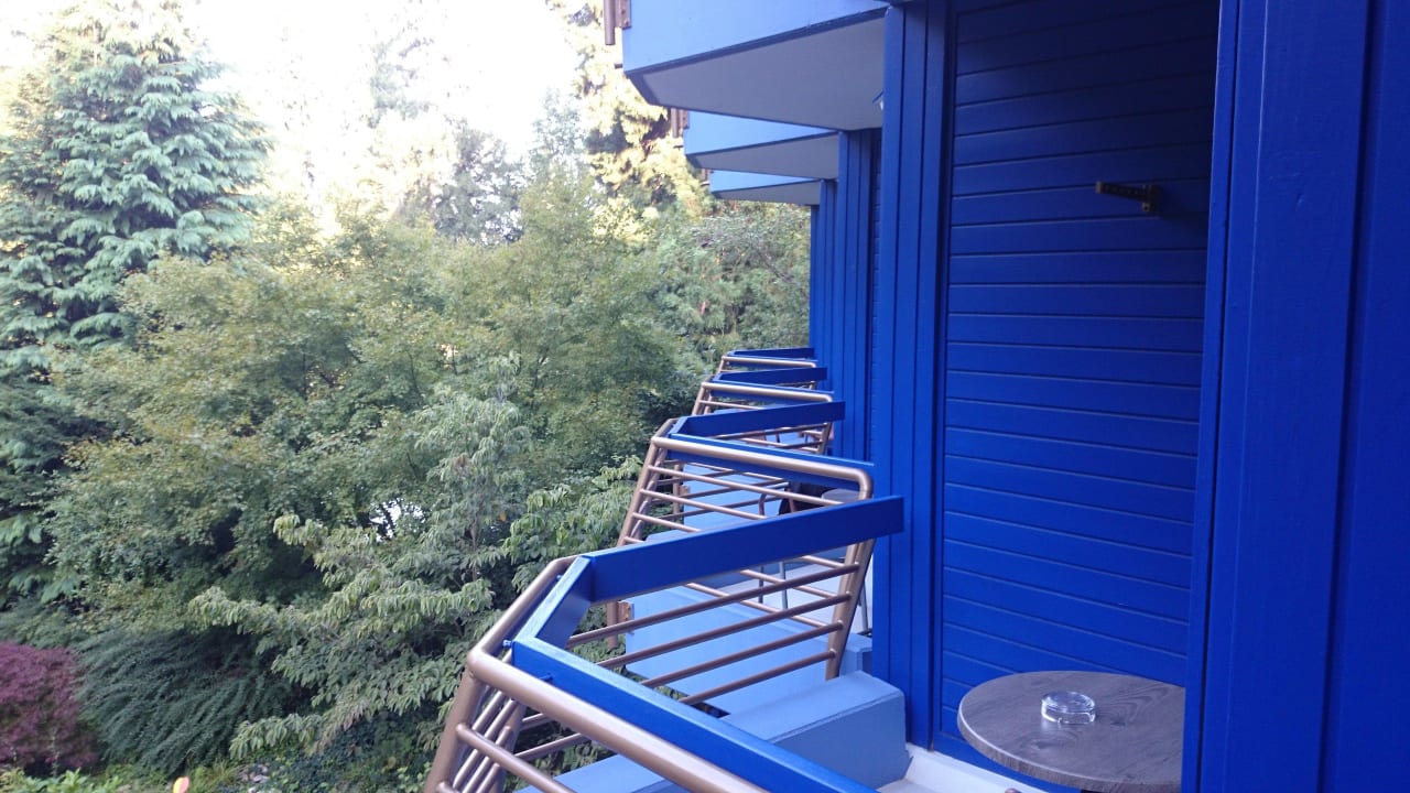 Blick vom Balkon (rechts) Fini-Resort Badenweiler