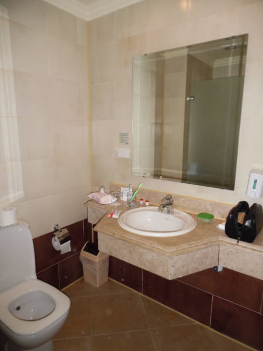 Waschbereich Three Corners Sea Beach Resort