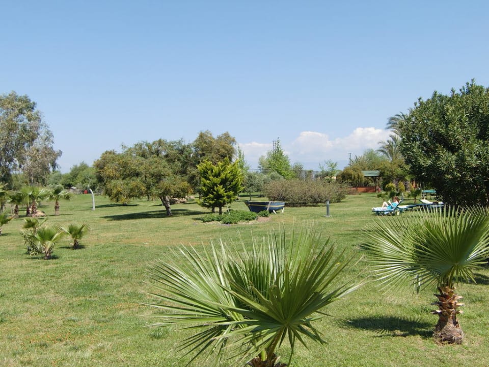 Idyllische Gartenanlage TUI KIDS CLUB Felicia Village
