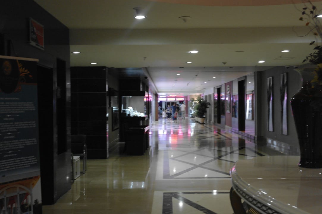 Торговый ряд Dobedan Exclusive Hotel And Spa