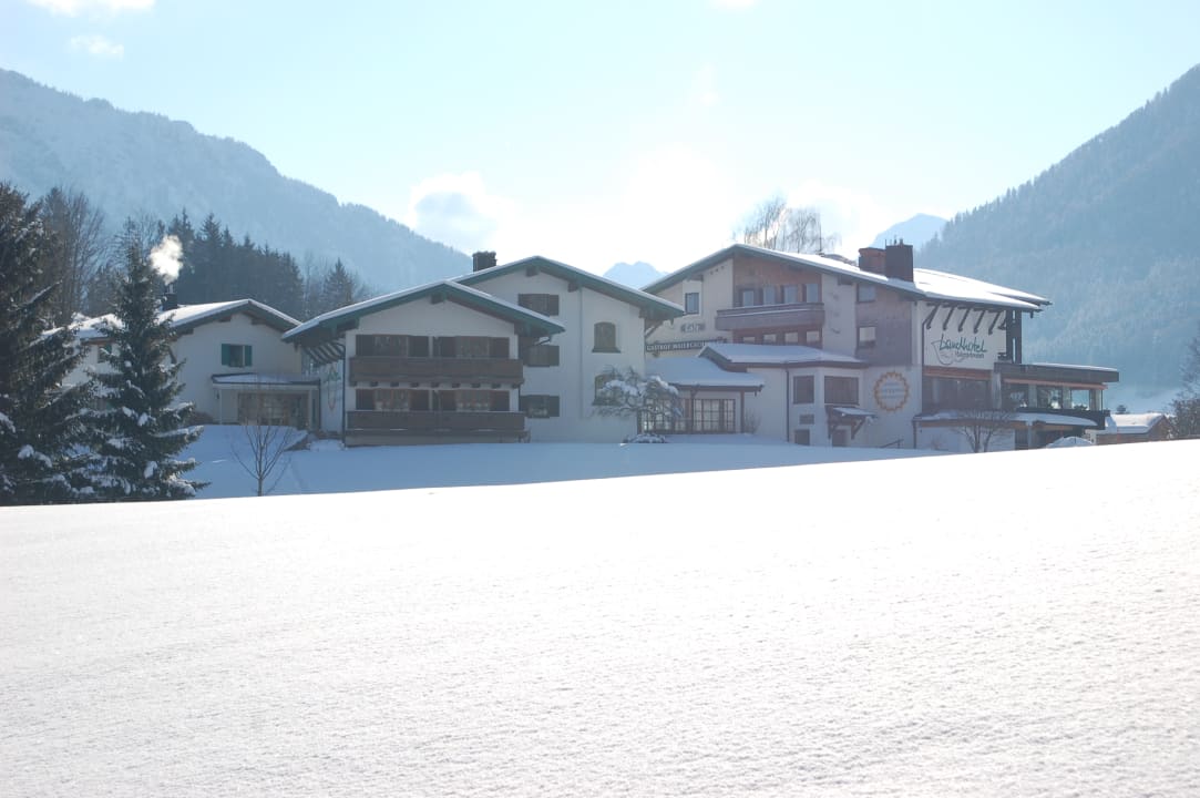 Außenansicht Landhotel Maiergschwendt