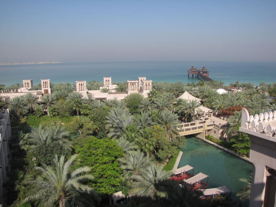 Ausblick vom Ocean Deluxe Zimmer, 6. Stock Jumeirah Al Qasr