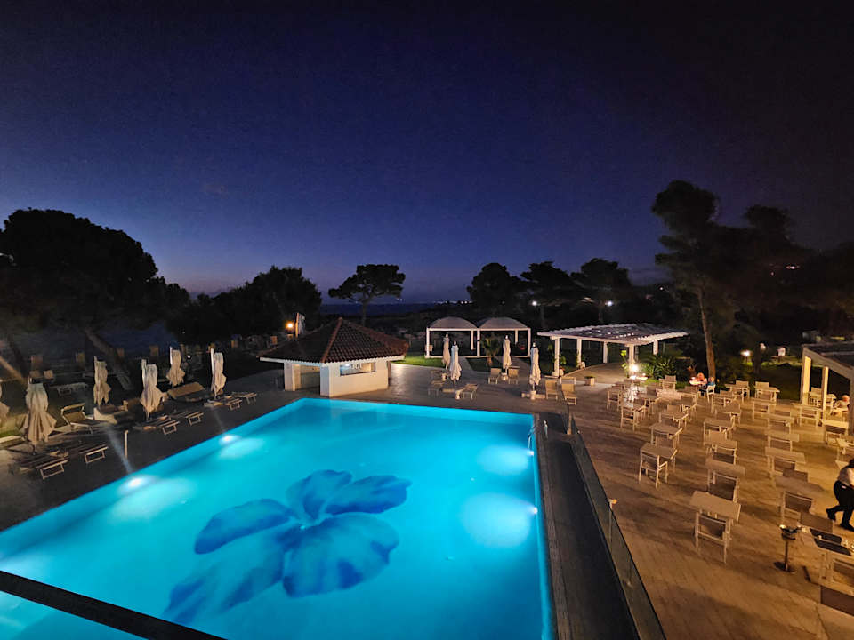 Pool TUI BLUE Tropea