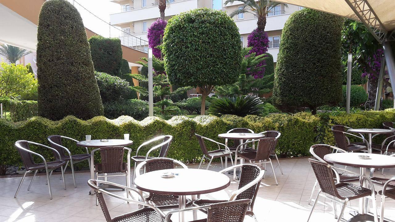 Gardenbar Alaiye Resort & Spa