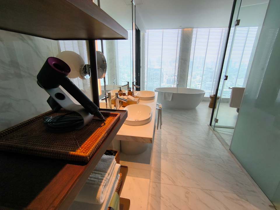 Zimmer Kimpton Maa-Lai Bangkok by IHG