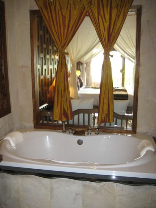 Blick vom Bad zum Balkon Santhiya Koh Phangan Resort & Spa