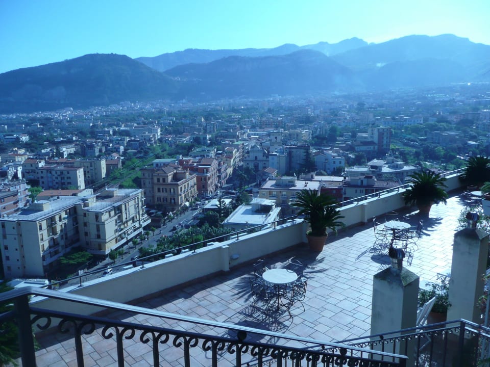 Terrasse Ausblick Hotel Cristina