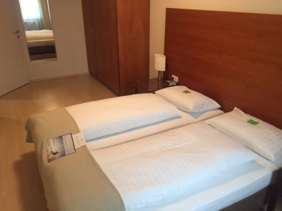 Schlafzimmer Flemings Hotel Wien-Stadthalle