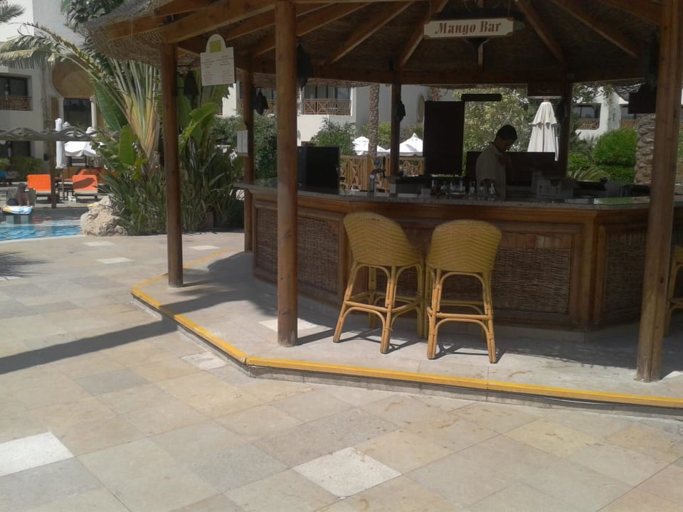 Poolbar Ghazala Gardens