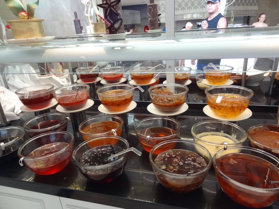 Marmelade Well Palace Side