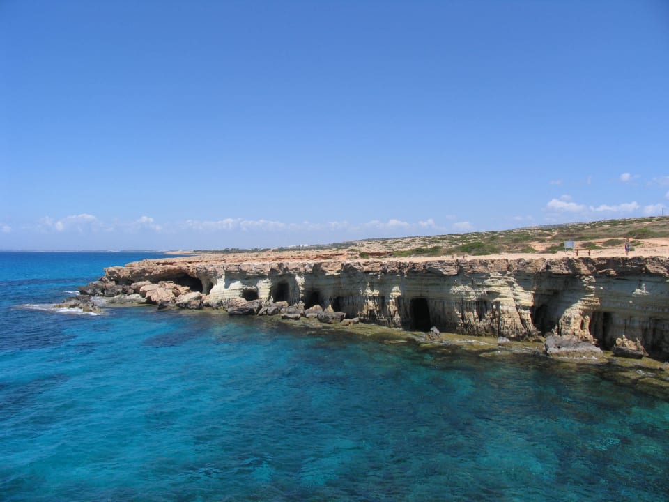 Meereshöhlen auf dem Weg zum Greko Hotel Grecian Bay