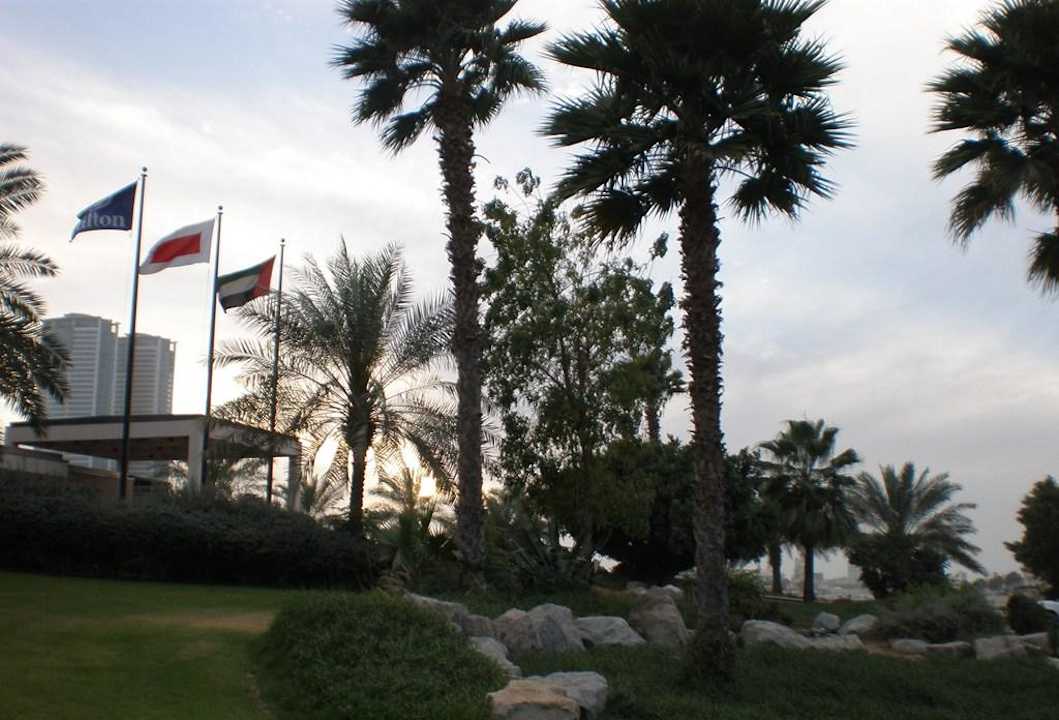 Der kleine wunderschöne Garten Hilton Garden Inn Ras Al Khaimah