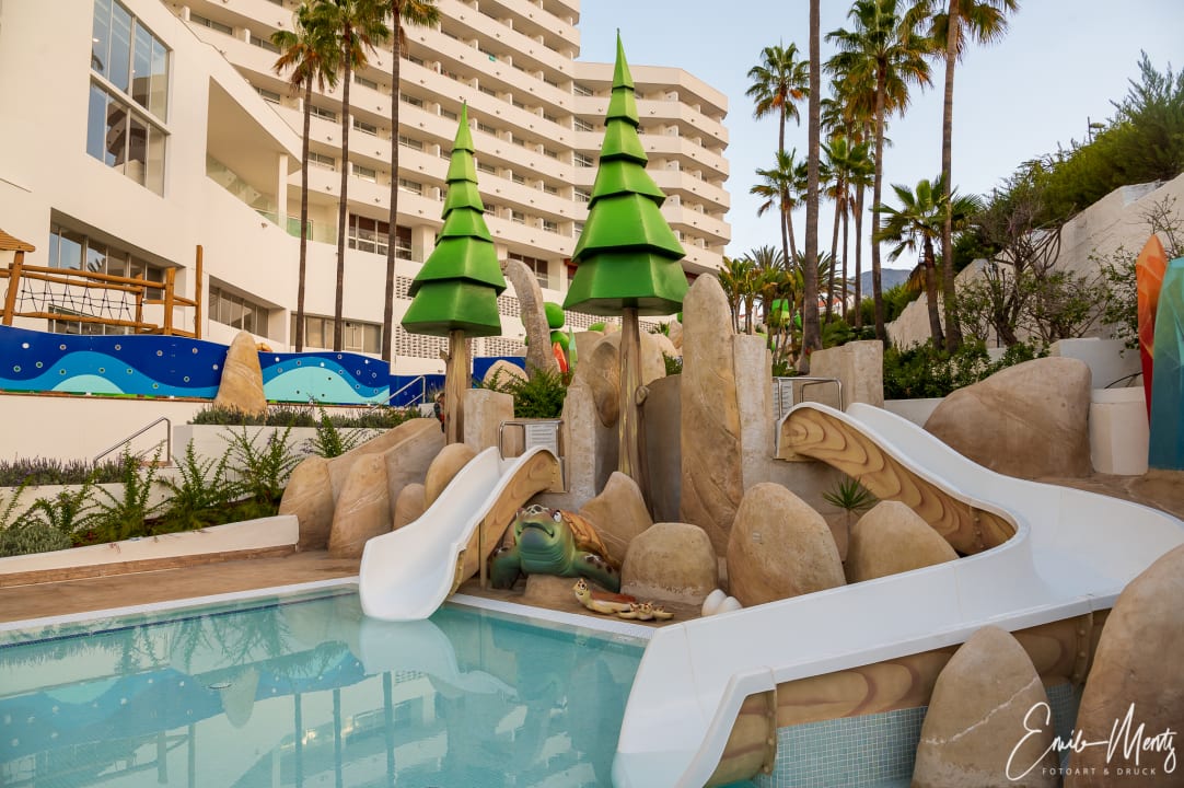 Pool Iberostar Waves Bouganville Playa