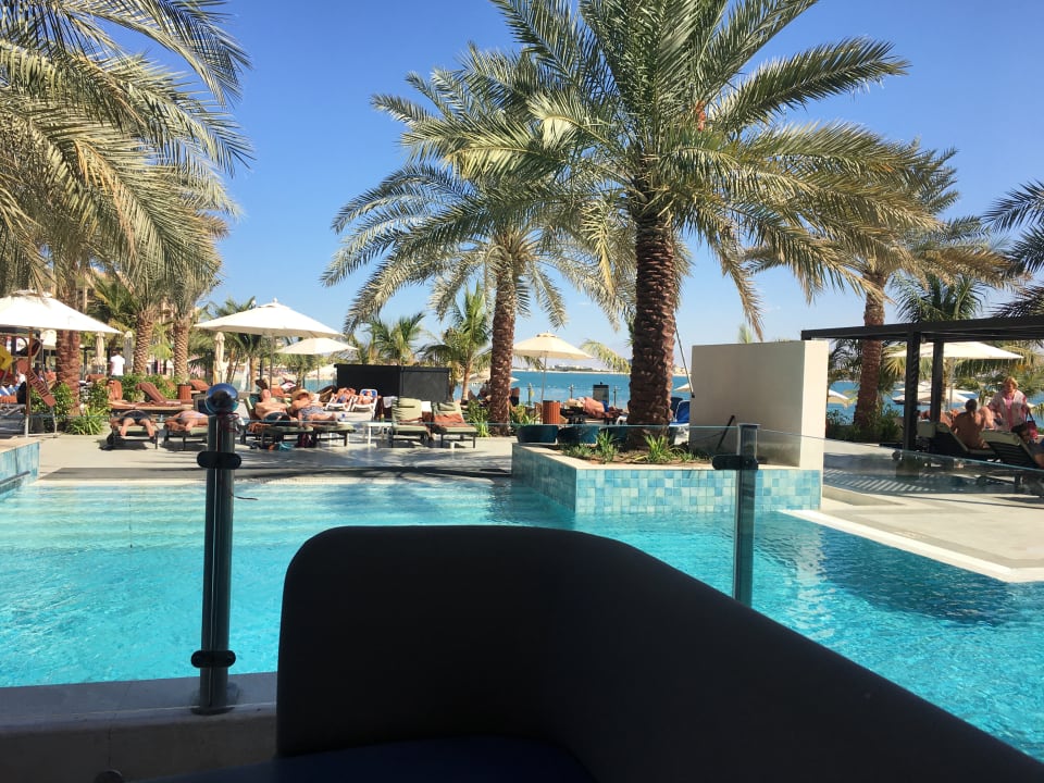 Pool DoubleTree by Hilton Resort & Spa Marjan Island