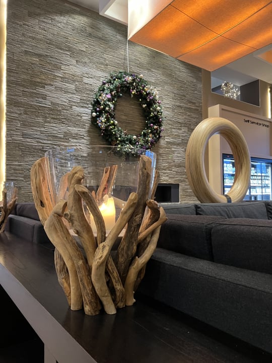 Lobby Van der Valk Hotel Düsseldorf