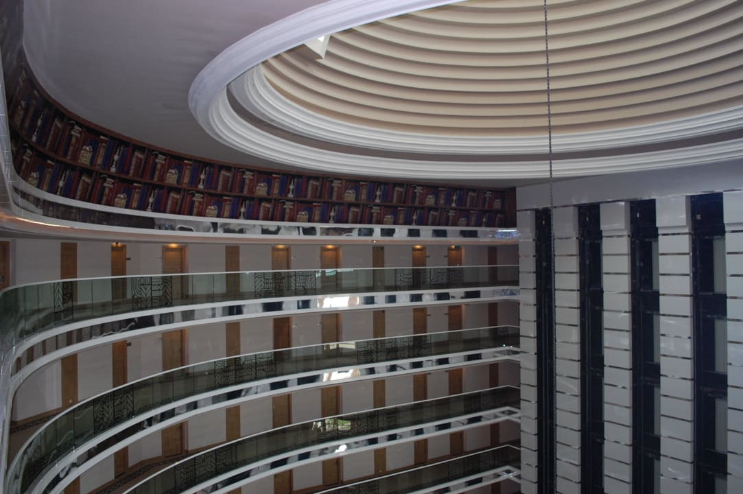 De 9 e etage hoogste etage en vanuit 10 liften te  Hotel Delphin Imperial