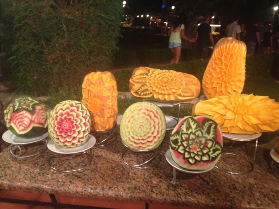 Kunstwerk aus Melonen  Arabia Azur Resort