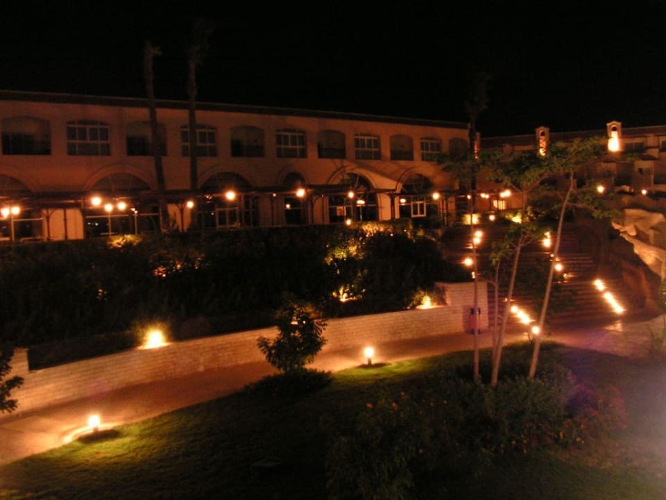 Piękne oświetlenie Pyramisa Beach Resort Sahl Hasheesh