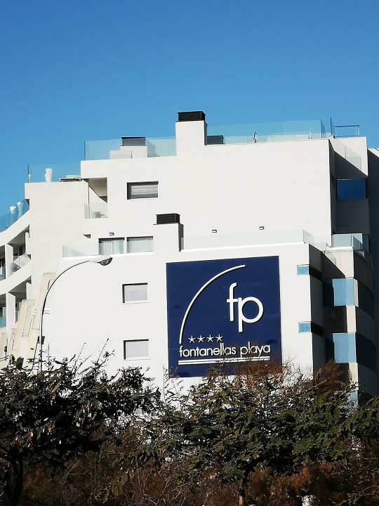 Außenansicht Aparthotel Fontanellas Playa