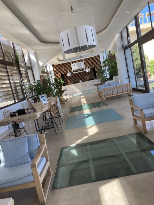 Lobby Seaside A Lifestyle Resort