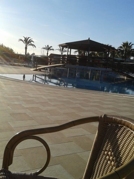 Träumen am Pool FUN&SUN Smart Hane Sun Hotel