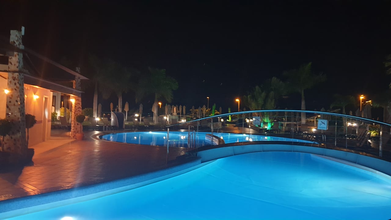 Pool H10 Playa Meloneras Horizons Collection