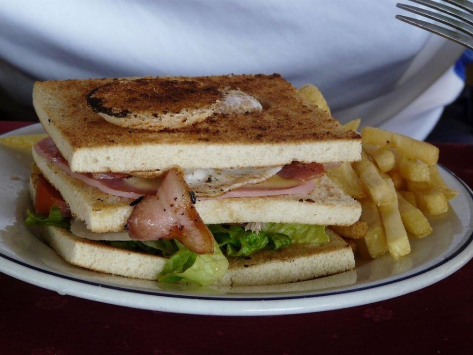 das Clubsandwich im Restaurant ist lecker Bungalows Vistaflor