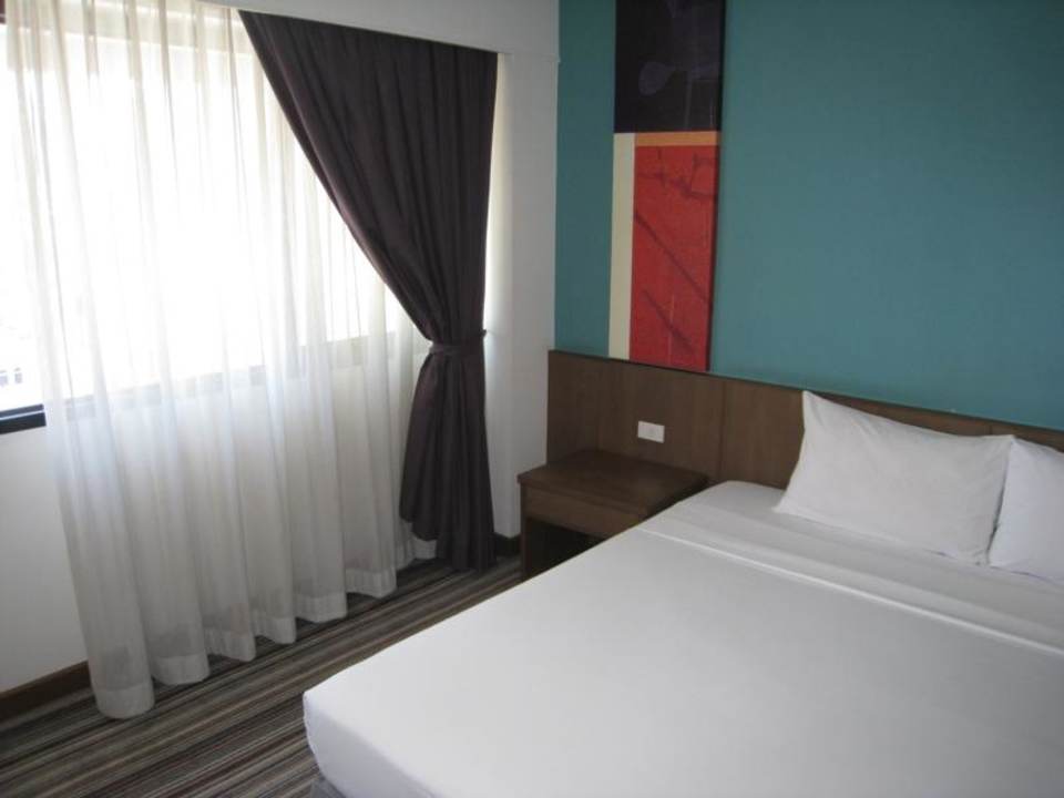 Zimmer, Bett Narai Hotel