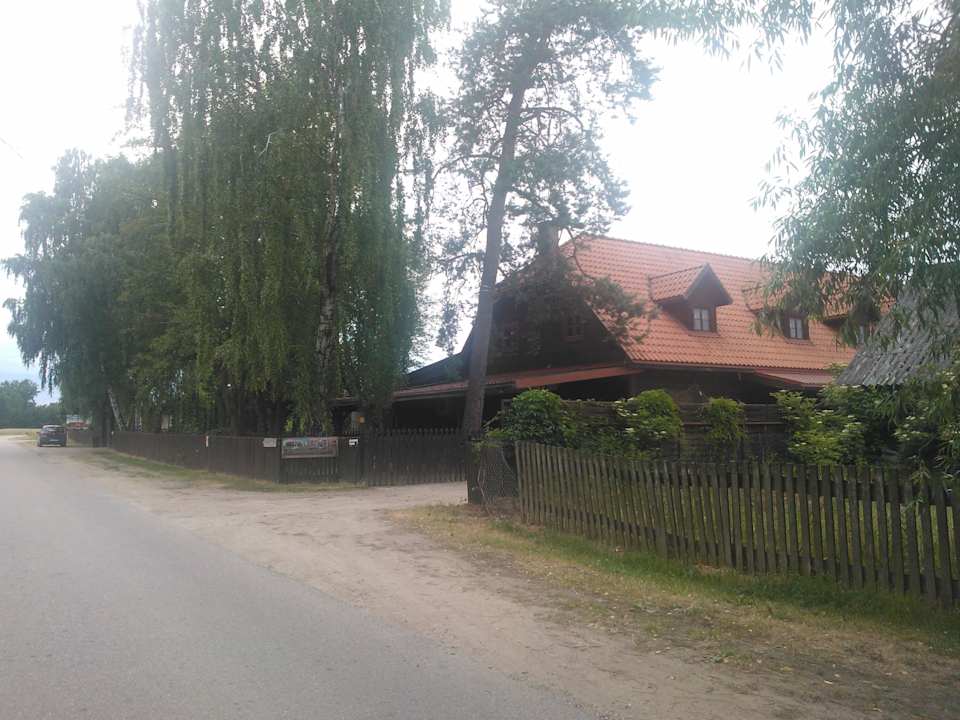 Widok z drogi Dworek nad Łąkami Kiermusy