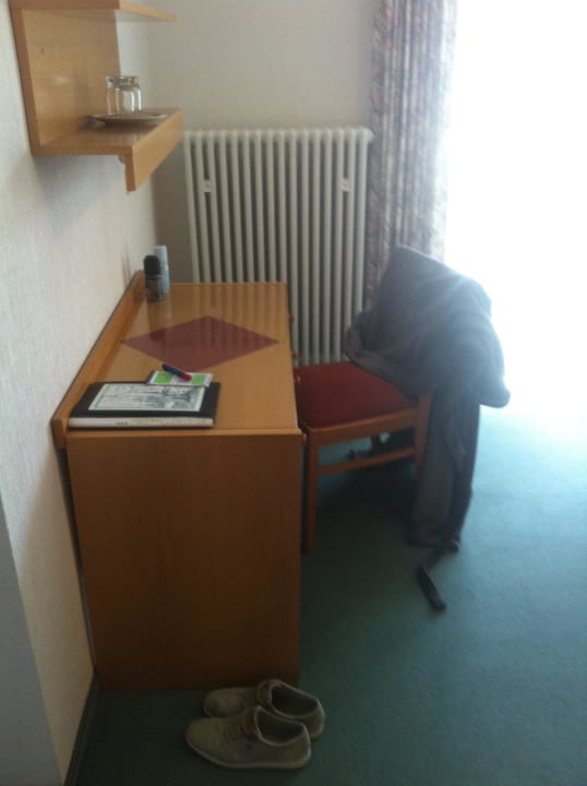 Schreibtisch Kneipp-Kurhotel Seemüller