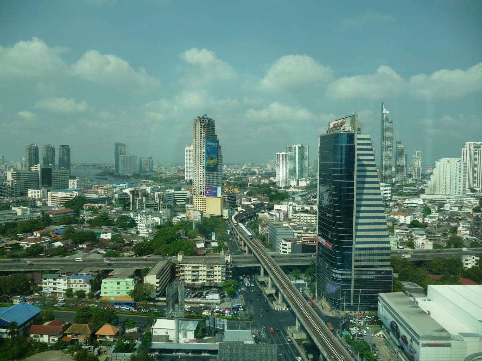 Ausblick vom 23. Stock Eastin Grand Hotel Sathorn