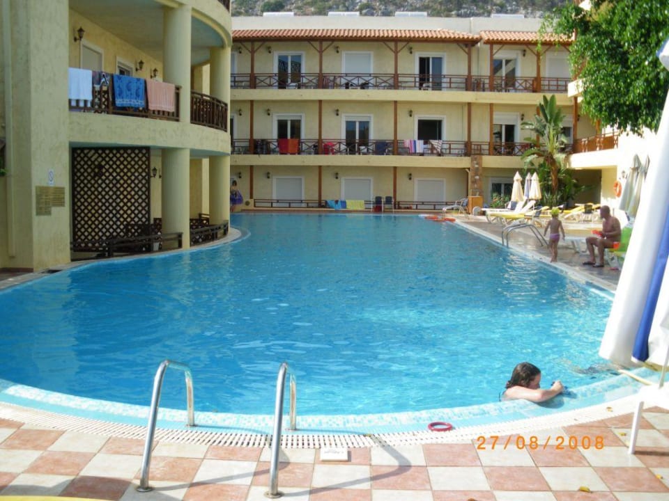 Pool Cactus Beach