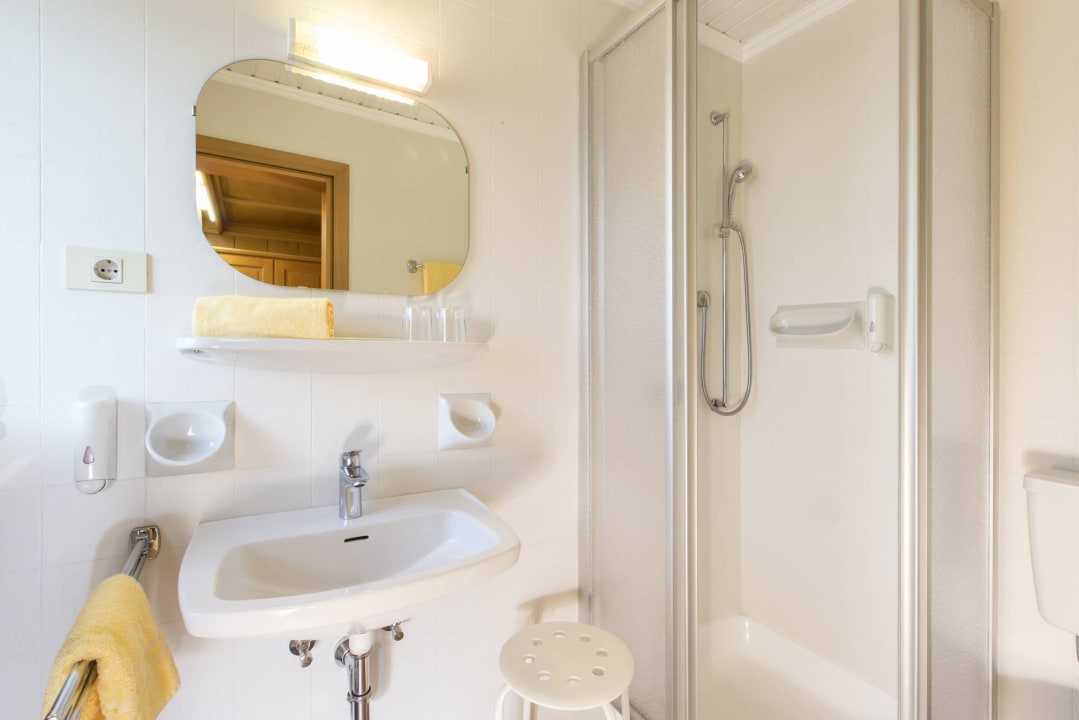 Badezimmer Hotel Burgfrieden