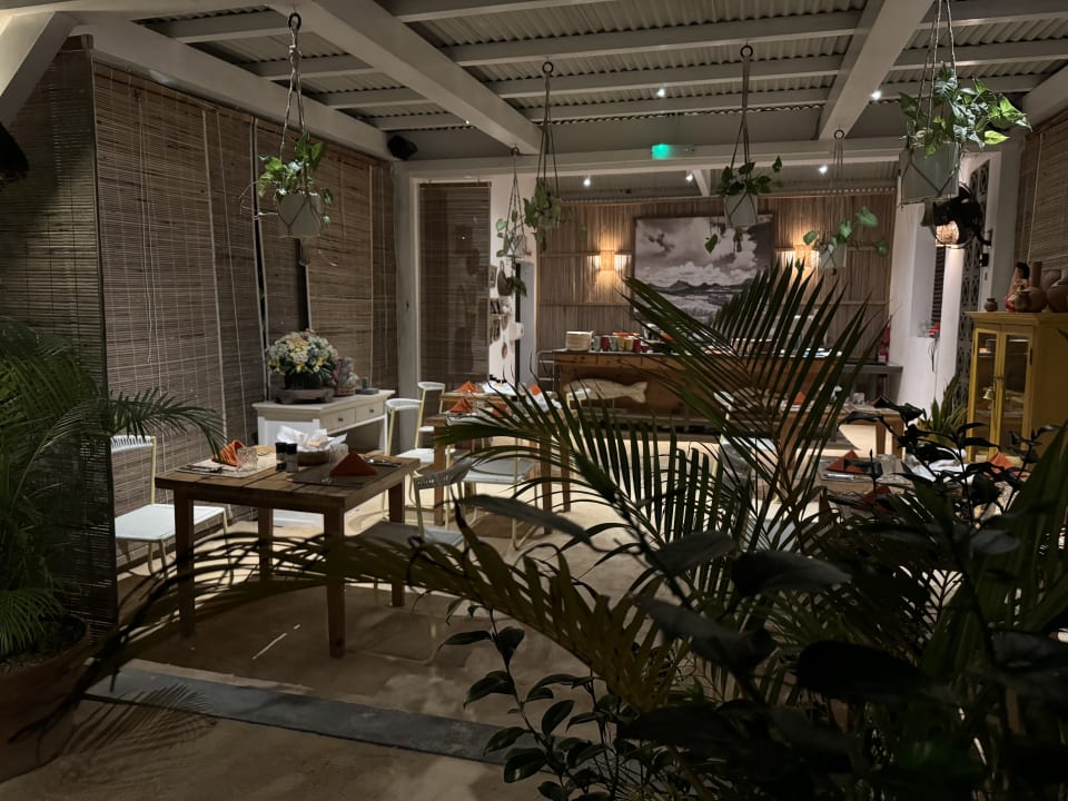 Gastro Tropical Attitude - Adults only