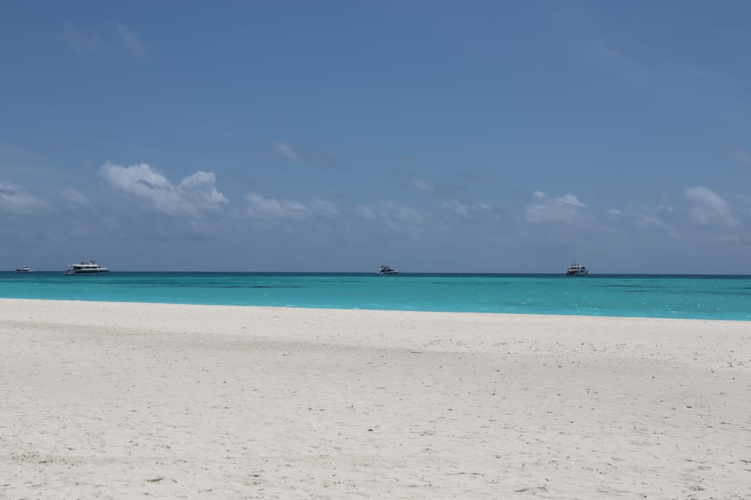 Strand Meeru Maldives Resort Island
