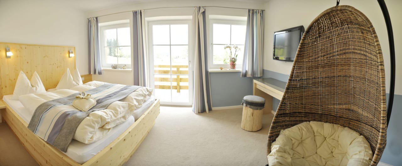 "Schlaf gut...!" in unserem Massivholzbetten Appartement Sonnengarten