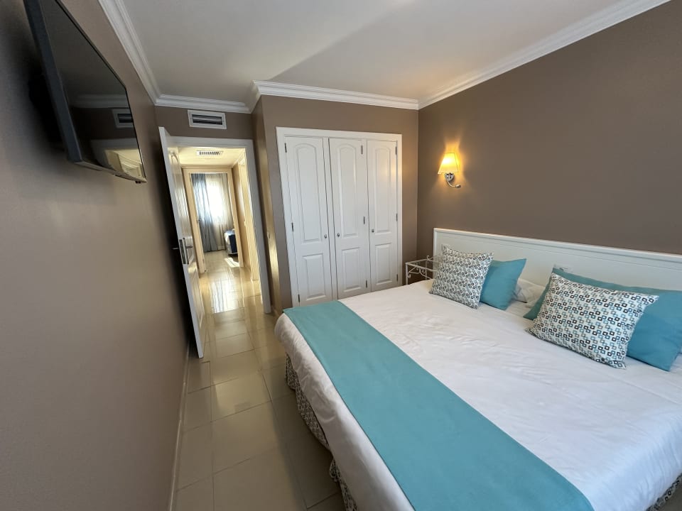 Zimmer Coral La Quinta Park Suites