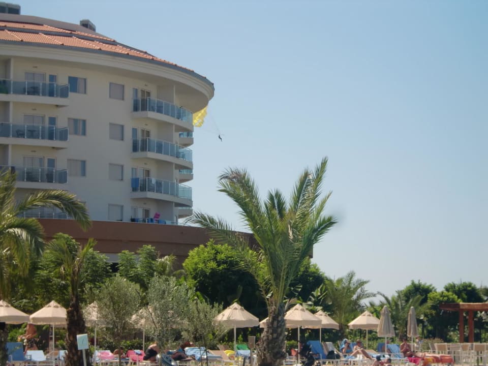 Vom Pool Richtung Meer Seaden Sea World Resort & Spa