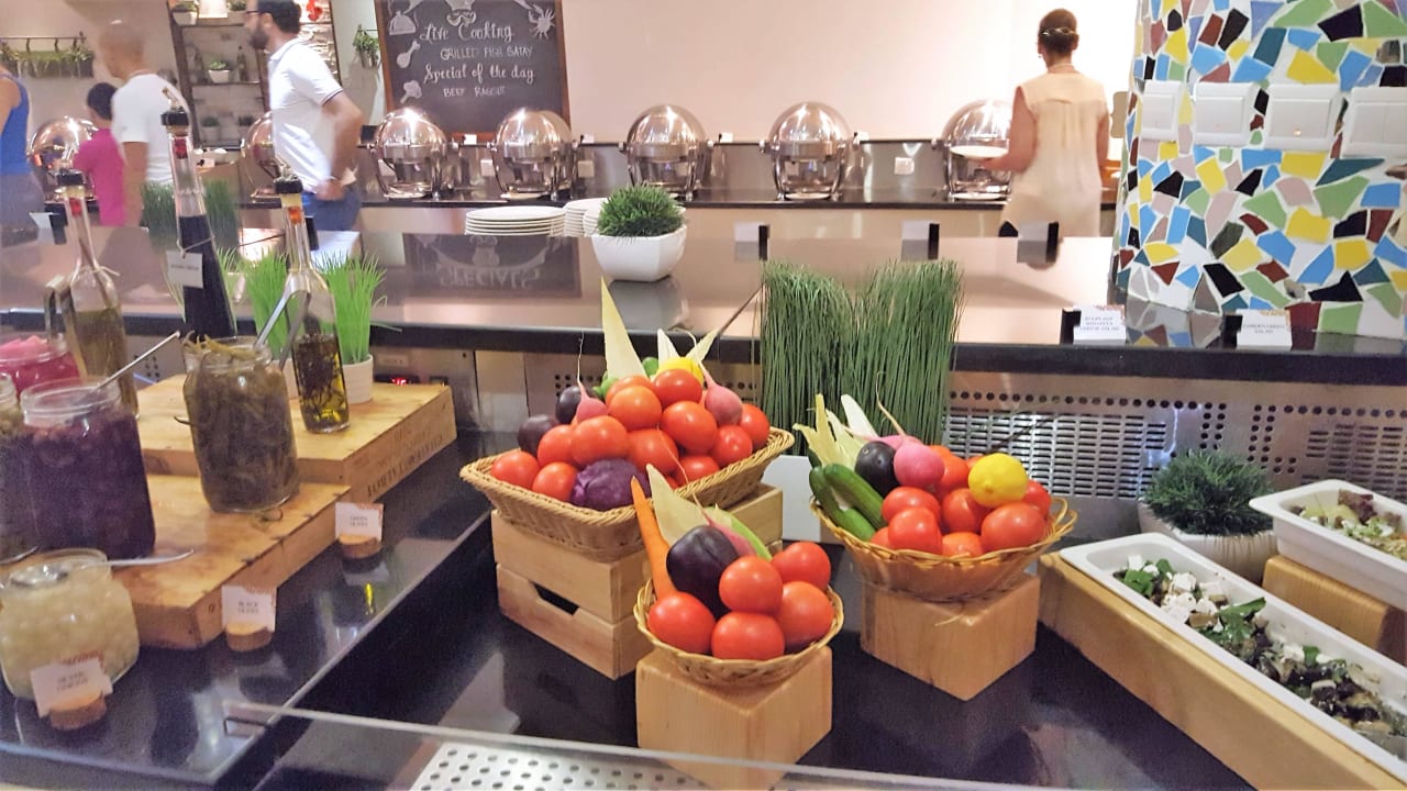 Büffet Fujairah Rotana Resort & Spa