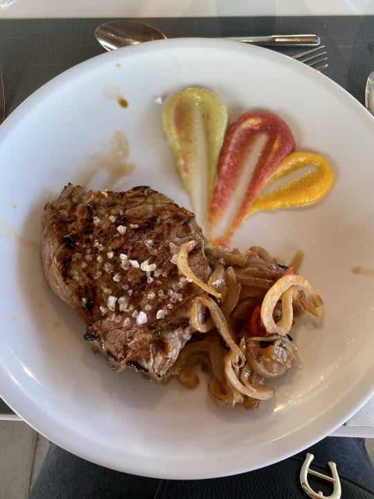 Gastro Paralos Lifestyle Beach